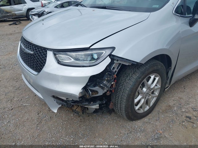 Chrysler Pacifica Touring L 2024 2C4RC1BG8RR132876 Image 6