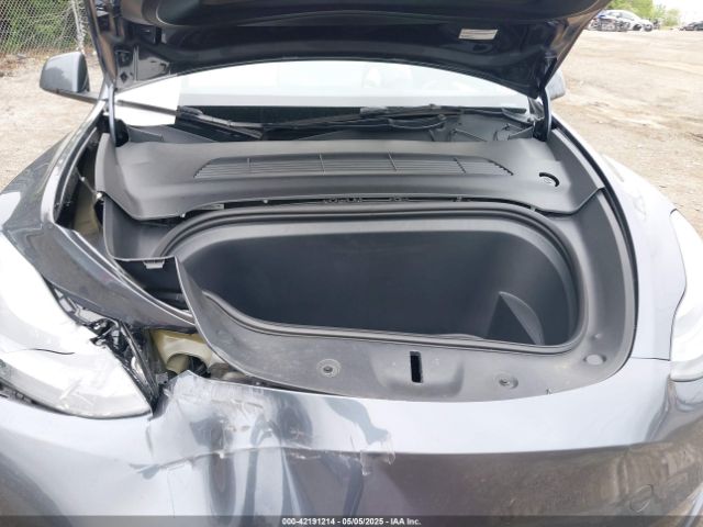2023 TESLA MODEL Y 7SAYGDEF1PF838247 Photo 9