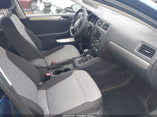 3VW2B7AJ7HM234046 Volkswagen Jetta 1.4t S