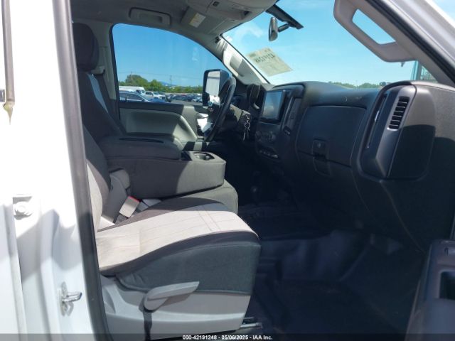 1GC2KUEG6JZ278107 Chevrolet Silverado 2500hd Wt