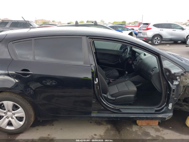KNAFK5A88G5593218 KIA FORTE LX