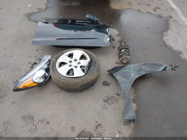 KNAFK5A88G5593218 KIA FORTE LX