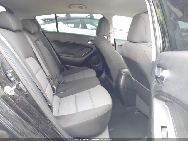 KNAFK5A88G5593218 KIA FORTE LX