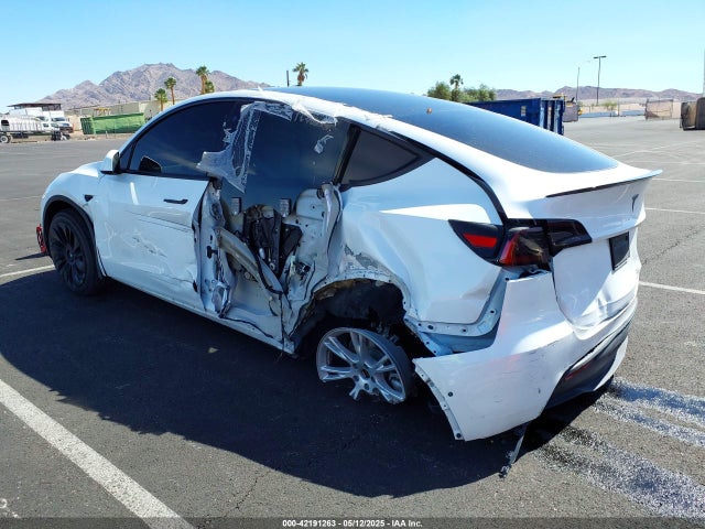 2021 TESLA MODEL Y 5YJYGDED2MF103025 Photo 5