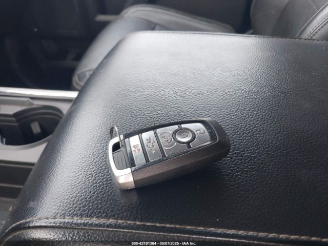 1FT7W2BT1JEB15386 Ford F-250