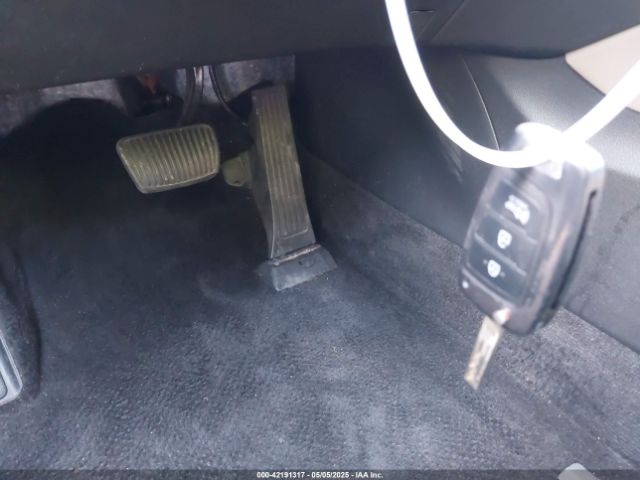 5NMS23AD0LH154797 Hyundai Santa Fe Se