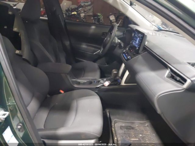 7MUCAABG2NV038656 Toyota Corolla Cross Le