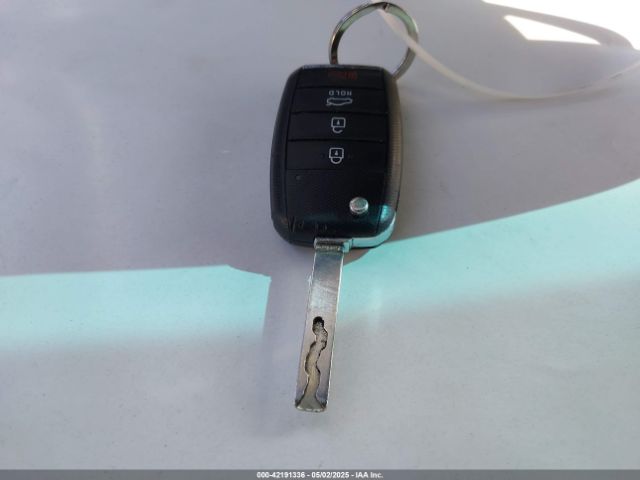 5XXGT4L3XKG322262 KIA Optima Lx