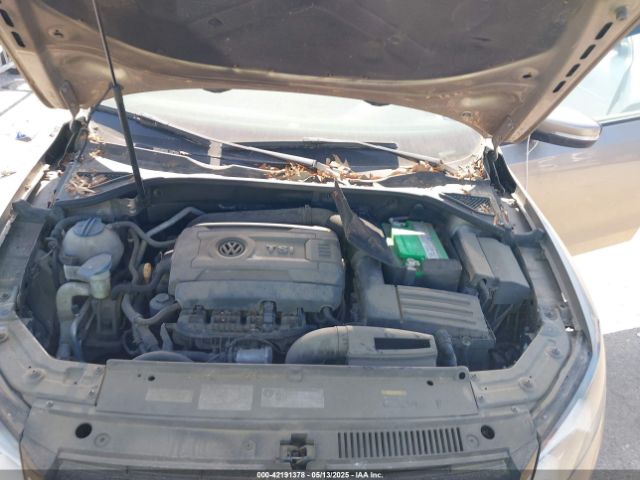1VWAT7A33FC084526 Volkswagen Passat 1.8t Wolfsburg Edition