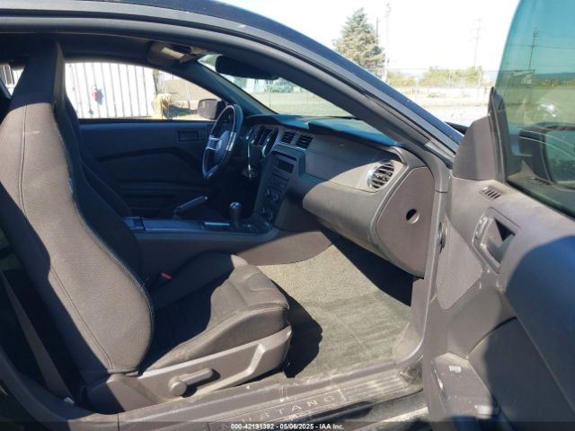 2014 FORD MUSTANG 1ZVBP8CF5E5201080 Photo 4