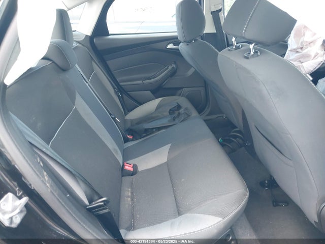 1FADP3F25EL315797 Ford FOCUS SE