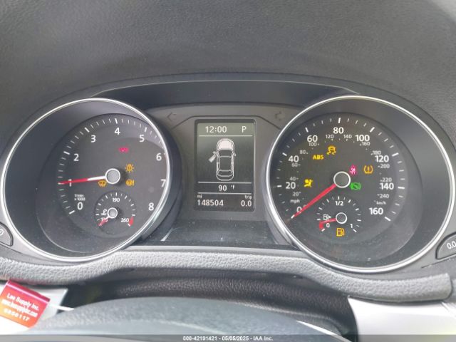 1VWAT7A34HC032082 Volkswagen Passat 1.8t S