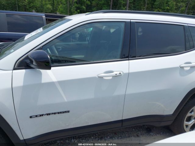 3C4NJDBNXRT119192 Jeep Compass Latitude 4x4