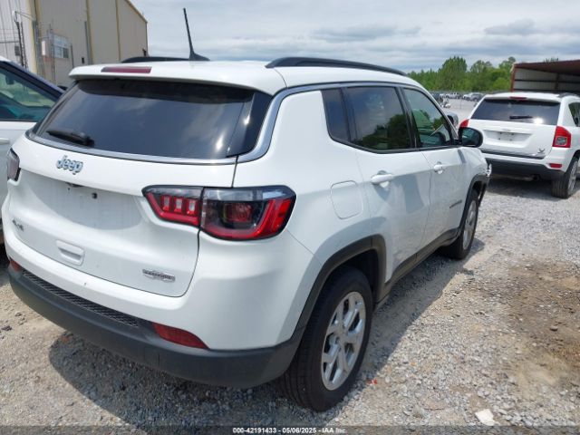 3C4NJDBNXRT119192 Jeep Compass Latitude 4x4