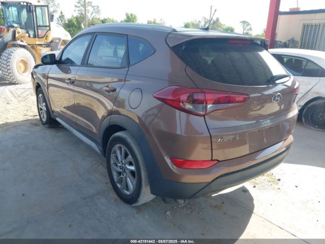 KM8J33A46HU489597 Hyundai TUCSON SE