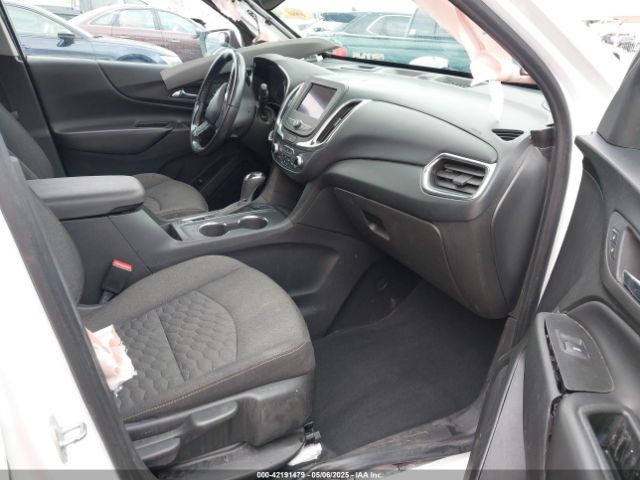 3GNAXUEV1MS176153 Chevrolet Equinox Awd Lt