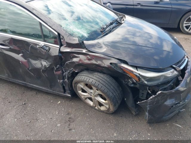 1G1BF5SM1H7222398 Chevrolet Cruze Premier Auto