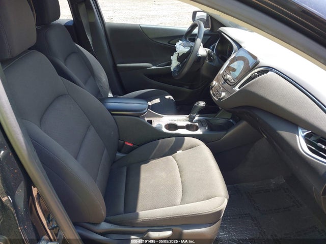 1G1ZD5STXLF011419 Chevrolet Malibu Fwd Lt