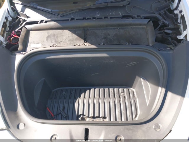 7SAYGDEF8NF320293 Tesla 2022