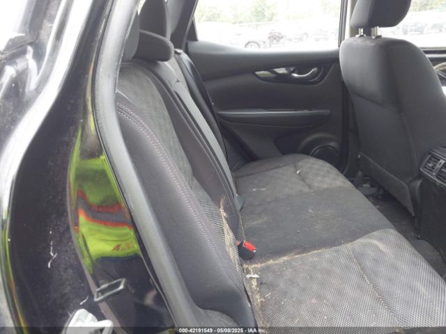 JN1BJ1CP8JW187445 Nissan Rogue Sport Sv