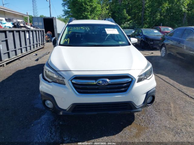 4S4BSAFC3K3308318 Subaru Outback 2.5i Premium
