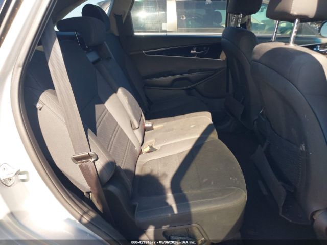 5XYPG4A34KG574303 KIA Sorento 2.4l Lx
