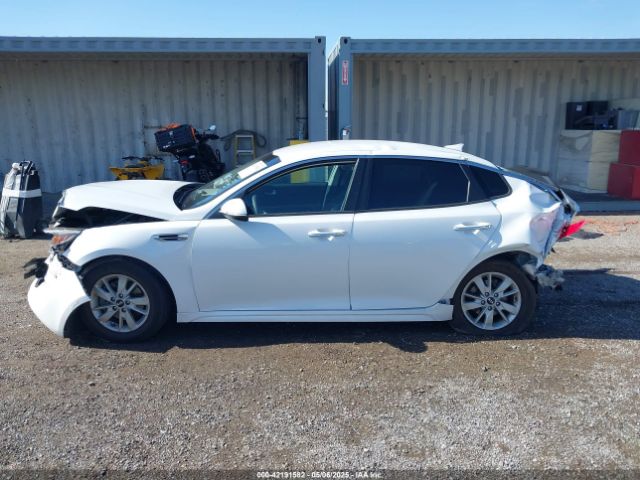 5XXGT4L3XGG035320 KIA Optima Lx