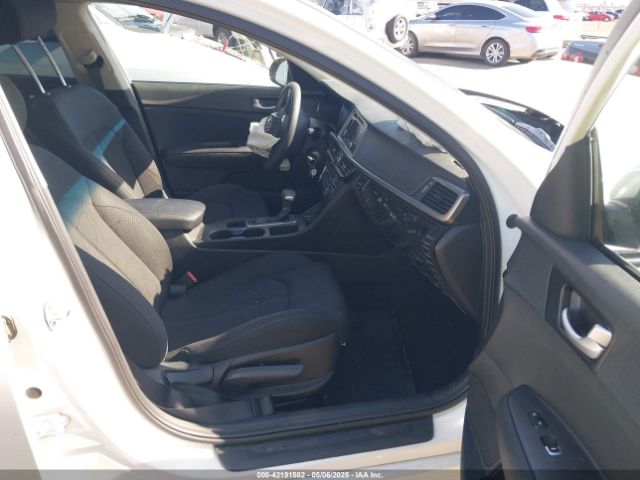 5XXGT4L3XGG035320 KIA Optima Lx