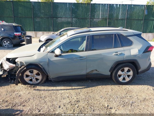 2T3P1RFVXMW234344 Toyota Rav4 Xle