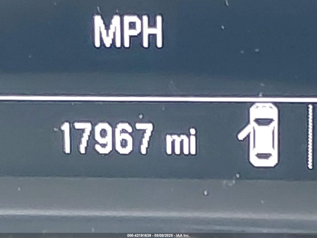 1G1ZD5STXSF127685 Chevrolet Malibu Fwd 1lt