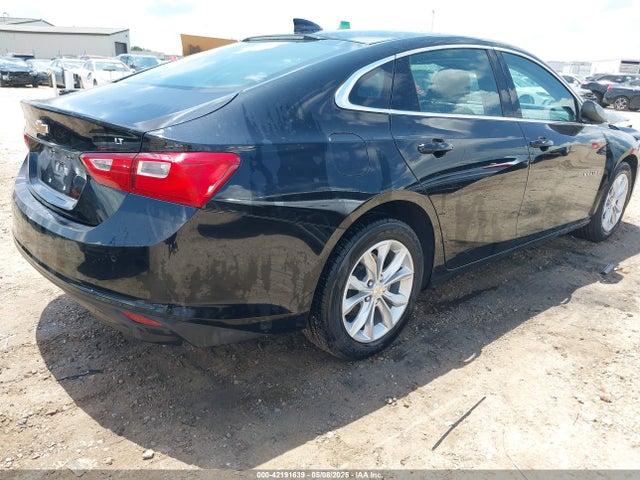 1G1ZD5STXSF127685 Chevrolet Malibu Fwd 1lt