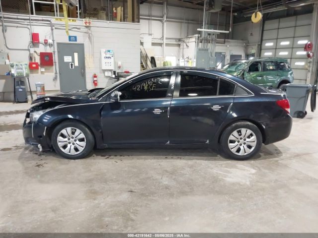 1G1PA5SH3E7473796 Chevrolet Cruze Ls Auto