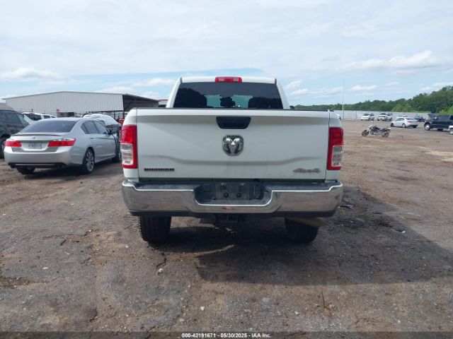 3C6UR5DL2RG340744 RAM 2500 Big Horn  4x4 6'4 Box