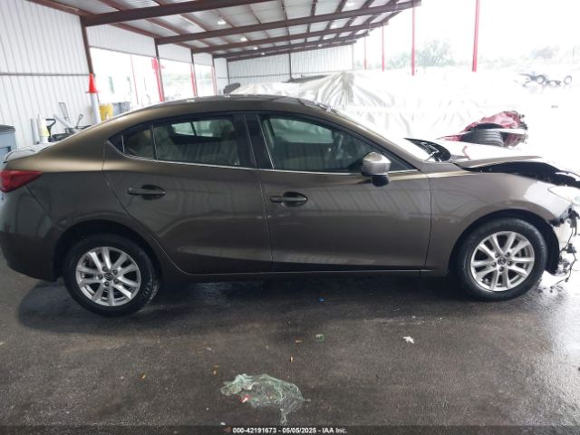 3MZBM1V72FM215729 Mazda Mazda3 I Touring