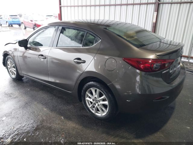3MZBM1V72FM215729 Mazda Mazda3 I Touring