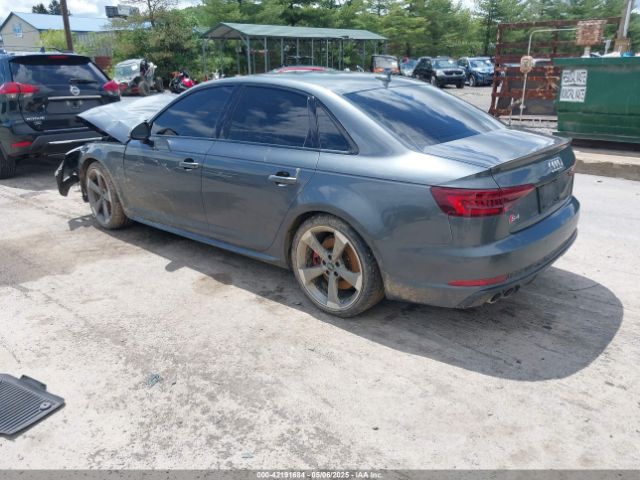 2018 AUDI S4 WAUB4AF48JA209752 Photo 2