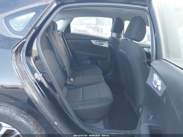 3KPF24AD0PE663485 KIA Forte Lxs