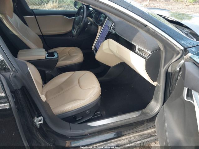 5YJSA1H1XEFP63743 Tesla Model S P85