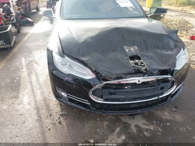 5YJSA1H1XEFP63743 Tesla Model S P85