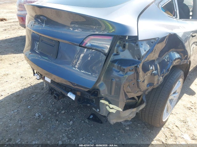 5YJYGDEE1MF077350 Tesla 2021