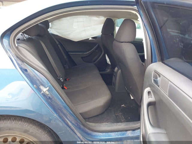 3VW267AJ3GM339699 Volkswagen Jetta 1.4t S