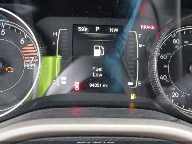 1C4PJLCB2GW168045 Jeep Cherokee Latitude