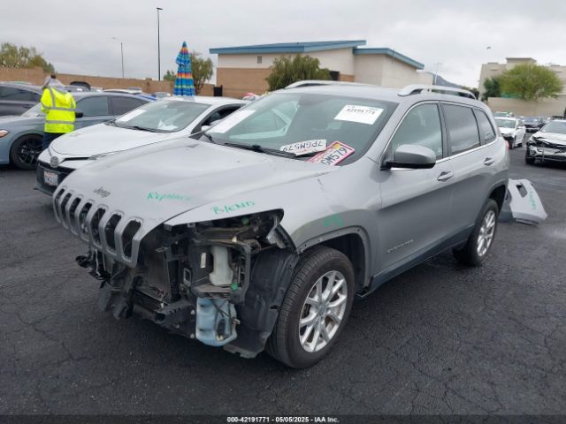 1C4PJLCB2GW168045 Jeep Cherokee Latitude