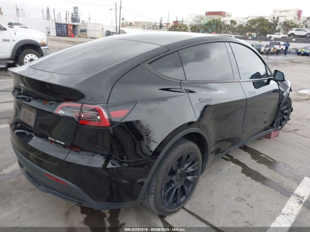 7SAYGDEE0NF508958 Tesla Model Y Long Range Dual Motor All-wheel Drive