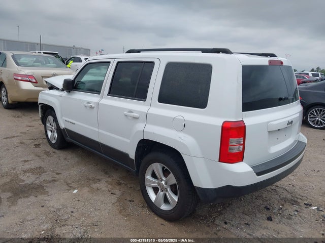 1C4NJPBB8FD149607 Jeep Patriot Sport
