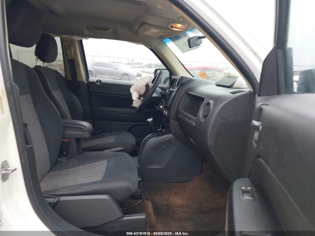 1C4NJPBB8FD149607 Jeep Patriot Sport