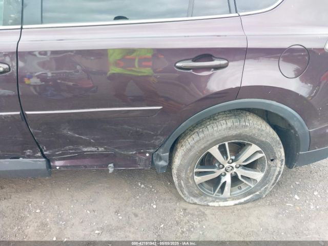 2T3RFREVXGW466815 Toyota Rav4 Xle