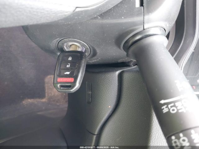 2HKRW6H37JH215564 Honda CR-V LX