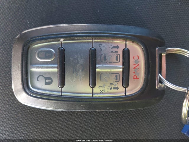 Chrysler Pacifica 2017 2C4RC1DG1HR505722 Image 11