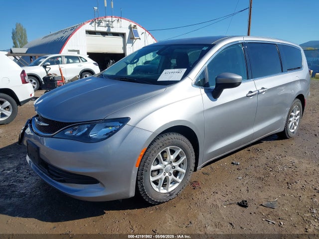 Chrysler Pacifica 2017 2C4RC1DG1HR505722 Image 2